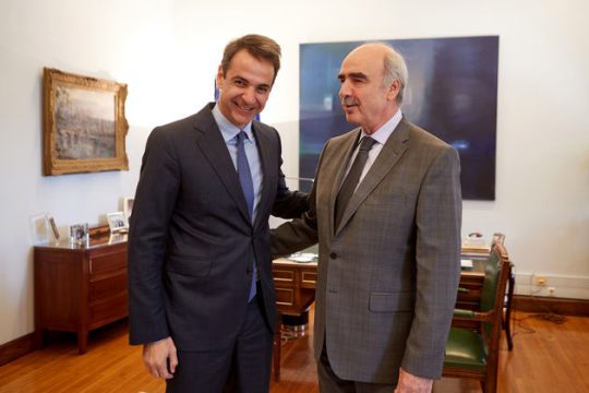 Ανακωχή για το… καλό τους
