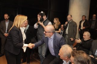 Πόλεμος για Μπαργιώτα που πέρασε… της ΔΗΣΥ την πόρτα