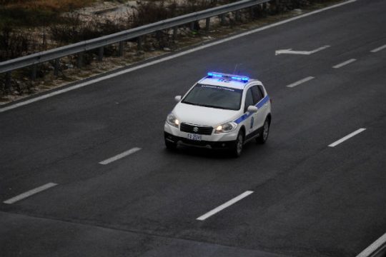 Εξαπατούσαν ηλικιωμένους