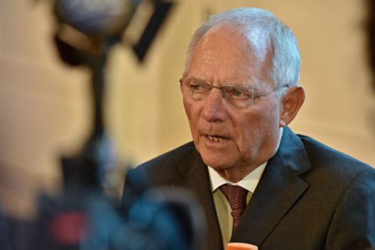 Ο Σόιμπλε δεν μειώνει φόρους ούτε σε προεκλογική περίοδο