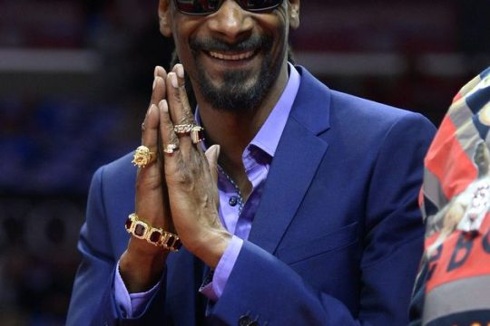 Snoop Dogg πυροβολεί Τραμπ
