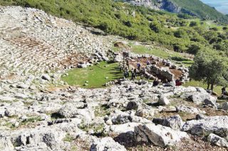 Βολές κατά «Διαζώματος»