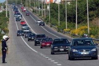 Πλειοδοσία υποκρισίας ή εθελοτυφλία;