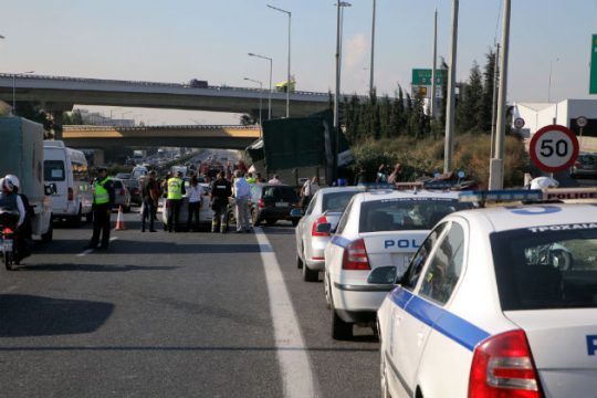 Πρόστιμα ανάλογα με το εισόδημα εξετάζει η κυβέρνηση