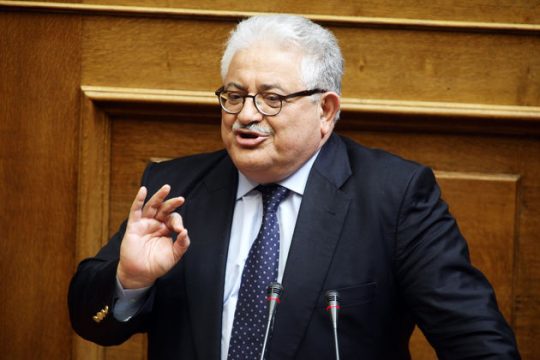 Ο Μπελογιάννης ακόμα τους φοβίζει