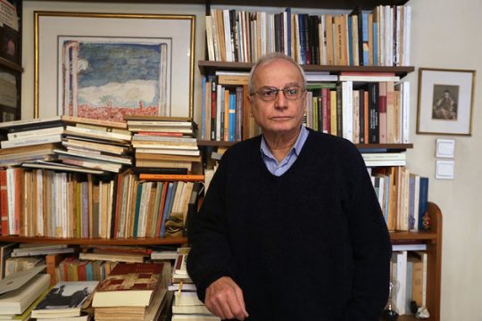 Η λογοτεχνία βγαίνει μέσα από τη λογοτεχνία