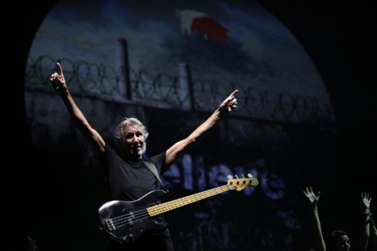 Roger Waters: Η αγάπη είναι το Ιερό Δισκοπότηρο