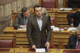 Ο Παππάς πετά το γάντι στη Ν.Δ. για τη Βενεζουέλα