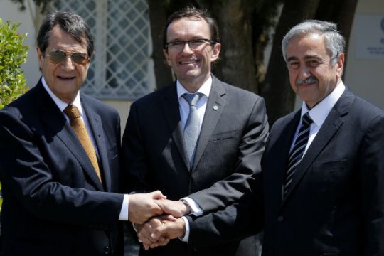 ΟΗΕ: Δέσμευση Αναστασιάδη-Ακιντζί για λύση