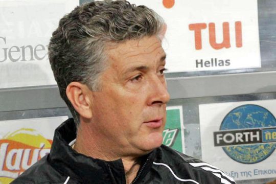 «Αφήστε τα υπαρκτά φαντάσματα και φτιάξτε ομάδες»