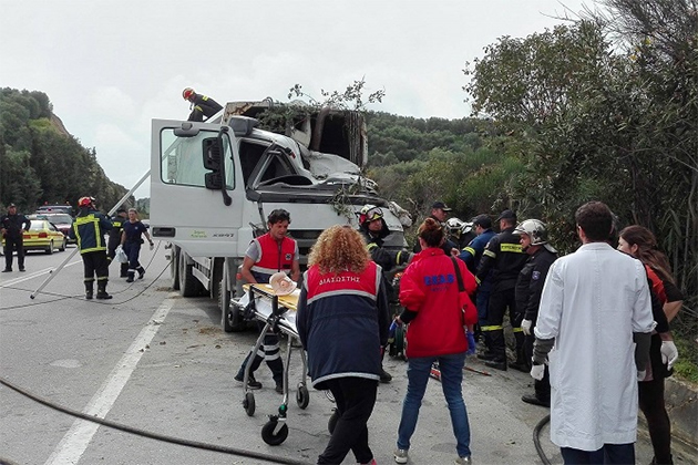 Καταγγελία της ΠΟΕ-ΟΤΑ για το δυστύχημα με το απορριμματοφόρο