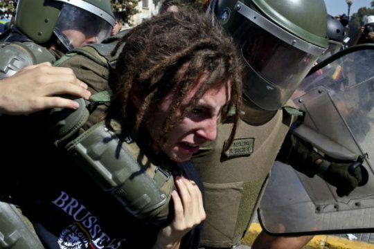 Διαρκής αγώνας για πραγματικά δωρεάν παιδεία στη Χιλή