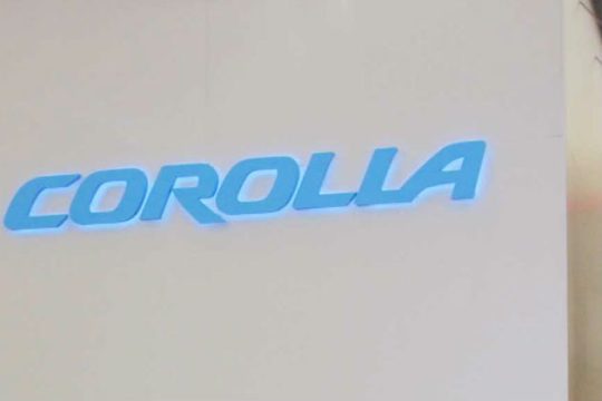 Έλεγχοι στους αερόσακους των Corolla και Auris
