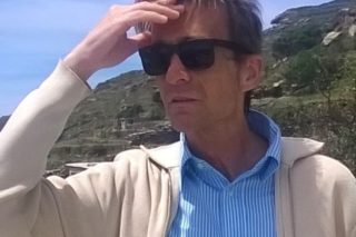 Ανήσυχος εικαστικός της ύλης και του διαδικτύου