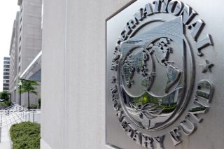 «Μπρα ντε φερ» για την ελληνική οικονομία