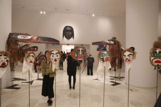 Στο… κυνήγι της documenta 14