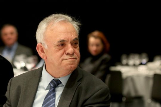Πέντε κατευθύνσεις για τη στήριξη μικρομεσαίων επιχειρήσεων