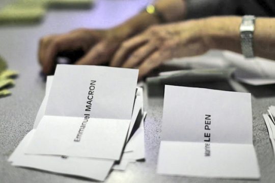 Το γαλλικό πολιτικό πείραμα