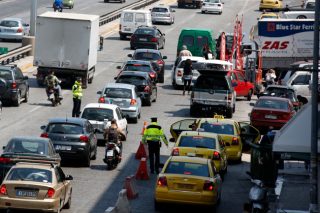 Αυτοί οι δρόμοι είναι δικοί τους και (όχι) δικοί μας