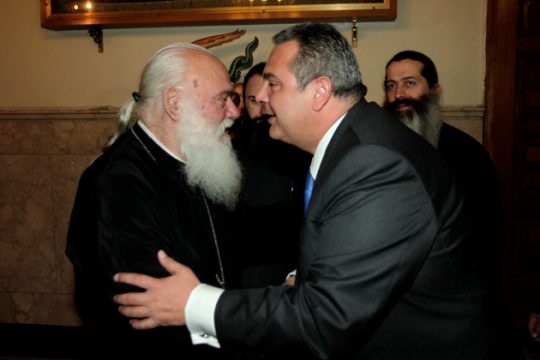«Σαν πατέρας προς παιδί πονάω τον Τσίπρα»