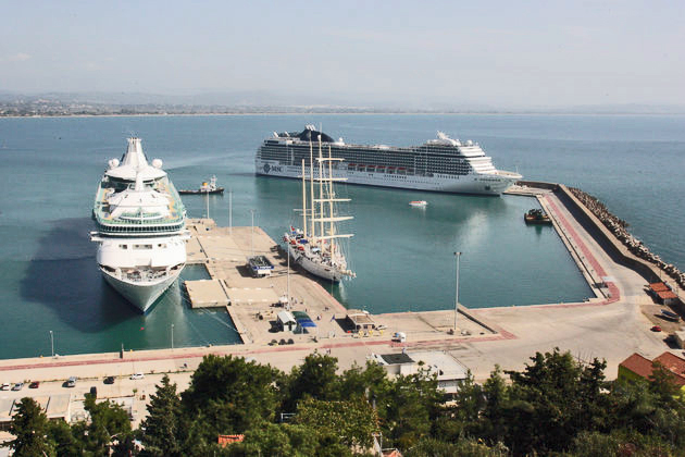 Σύσκεψη για τις λιμενικές υποδομές του Κατάκολου