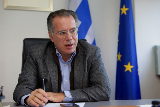 Κόντρα ΣΥΡΙΖΑ – Ν.Δ. για τη διαχειρισιμότητα της κρίσης