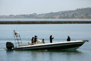 Εντοπίστηκε το σκάφος με 50 πρόσφυγες ανοιχτά της Κεφαλονιάς