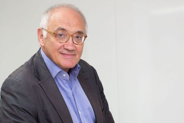«Σημίτης – Παπαδήμος προσπαθούν να ξαναγράψουν την Ιστορία»