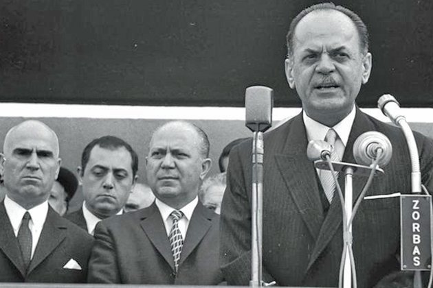To μινιφουστοφορείν και το οφρυοβλεφαρογράφειν