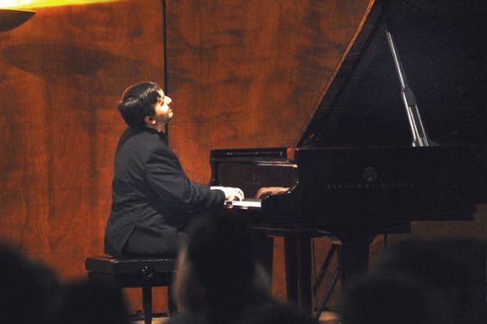 Πιανιστικό forte με Μπετόβεν και Γάλλους συνθέτες