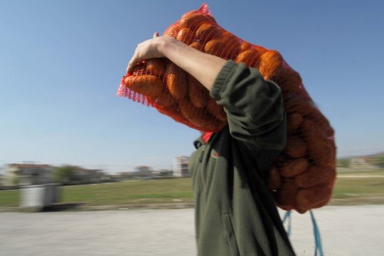 Ψωνίζοντας πατάτες