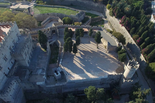 Bραβεύτηκαν Κέα και Ρόδος