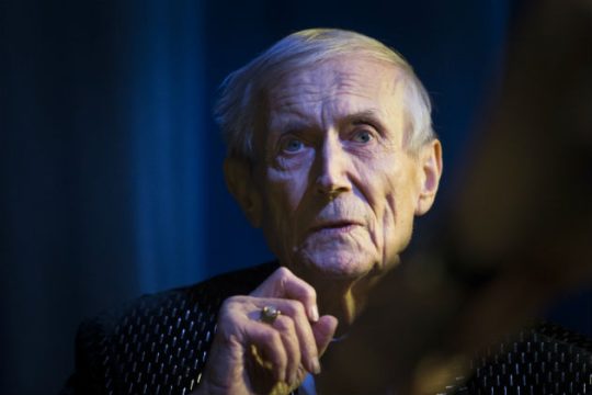 Πέθανε ο ποιητής Γεβγκένι Γεφτουσένκο