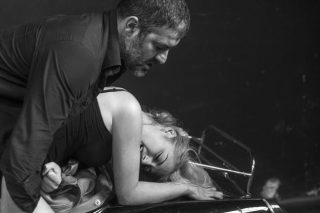 «Ο,τι λεφτά βγάζω από την τηλεόραση τα βάζω στο θέατρο»