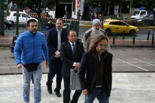 Συζητείται το νέο αίτημα έκδοσης των «8»