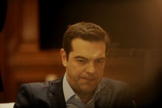 Τι καπνό φουμάρετε, κ. Τσίπρα;