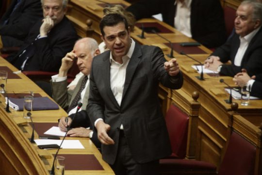Μετωπική Τσίπρα – Μητσοτάκη για τροπολογία στη Βουλή