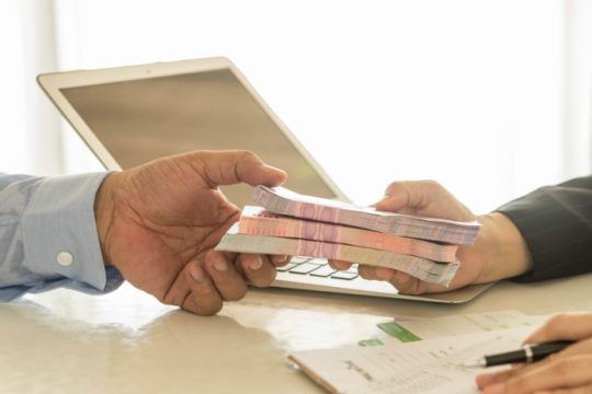 Υποχώρησαν τα προβληματικά δάνεια το 2016