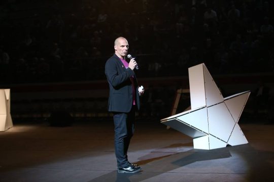 Ήμουν κι εγώ στο Σπόρτιγκ με τον Γιάνη Βαρουφάκη