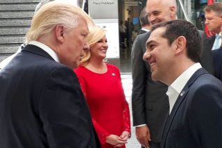 Ανάκαμψη μέσω… Τραμπ