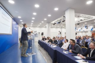 Ο Παπαδήμος, ο Κυριάκος και ο Σάββας Ξηρός