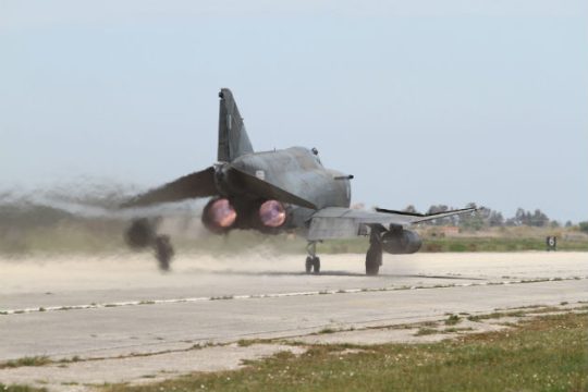 Ατύχημα κατά την απογείωση αεροσκάφους από τη Σαντορίνη
