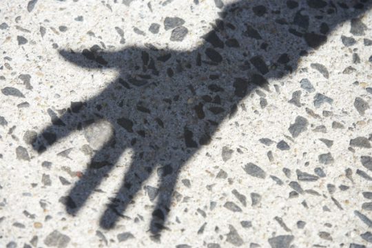 Τι μετράς στα δάχτυλα του ενός χεριού