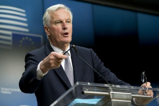 Εντολή των 27 για σκληρή διαπραγμάτευση στο Brexit