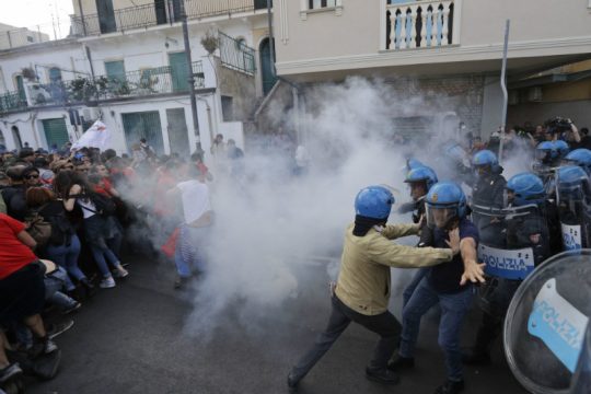 Διαδηλώσεις και επεισόδια με φόντο τη συνεδρίαση της G7