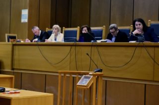Οι τραμπουκισμοί της Χρυσής Αυγής στη Λακωνία στο επίκεντρο