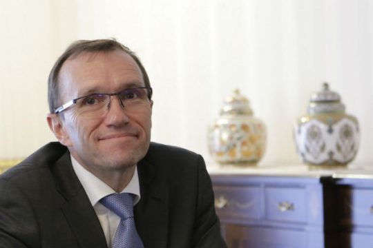 Έιντε: Δεν υπάρχει αποτέλεσμα, η διαβούλευση συνεχίζεται