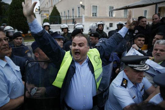 Ένταση μεταξύ ενστόλων και αστυνομικών