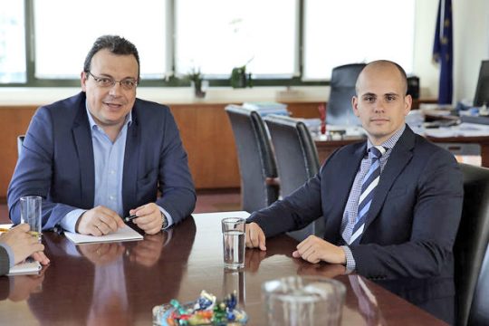 Το ρίχνουν στην ανάπλαση