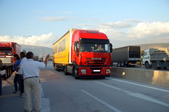 9.000 ευρώ για την πρώτη άδεια, 5.000 για κάθε επόμενη